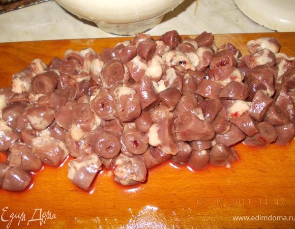 режем сердечки, что в принципе не обязательно, они и так маленькие. 