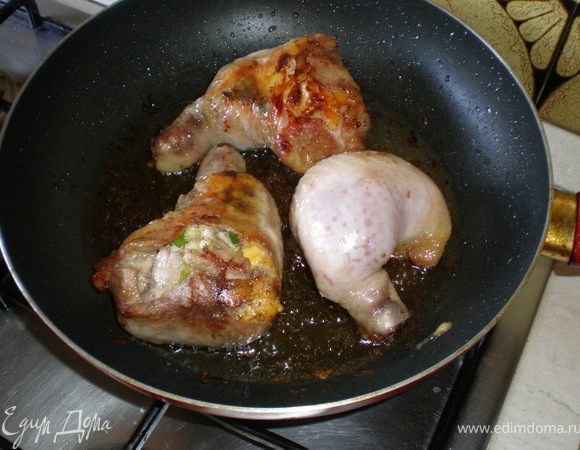 переворачиваем когда образуется золотистая корочка