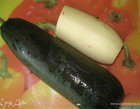 У меня был один кабачок побольше и остаток от другого, поменьше.