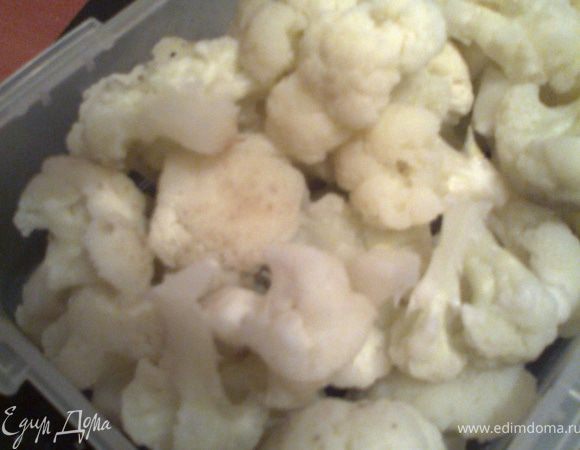 Это можно сделать заранее и убрать в холодильник.