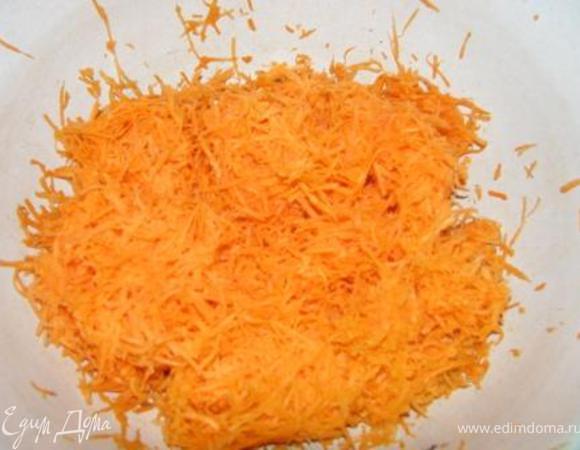 натереть морковку на терке