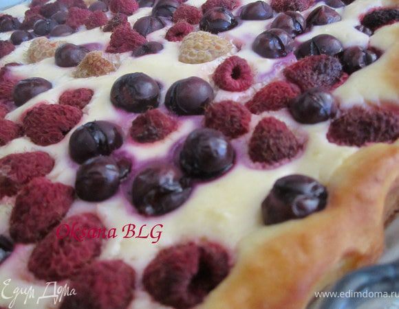 Поставить в духовку на 30 минут, при температуре 180 градусов.
После выпечки тарт оставить остывать в духовке.