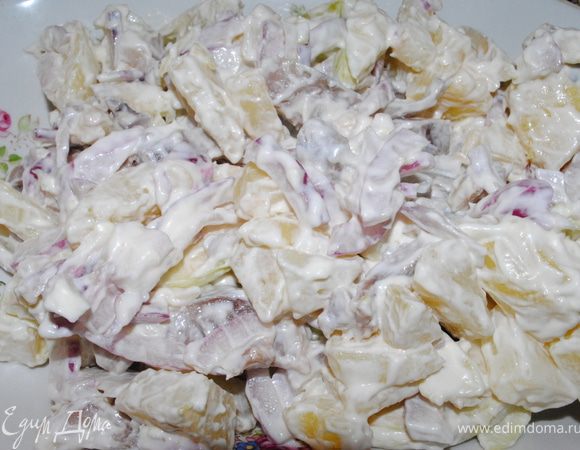 Заправить майонезом, перемешать.