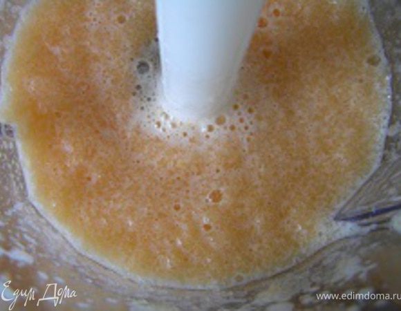 Приготовить фруктовое пюре (у меня дынное по рецепту http://www.edimdoma.ru/recipes/28496 без добавления фруктозы).