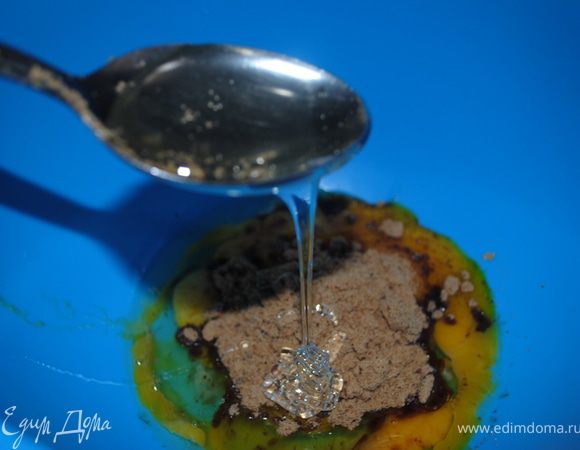 Добавить сахар и мед.