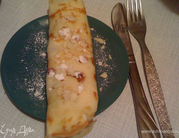 Можно не разрезать, а подать рулетиком. Тогда блюдо можно назвать как-нибудь иначе.

Приятного аппетита.
