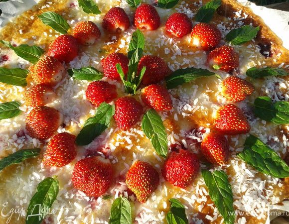 и листиками мяты. 