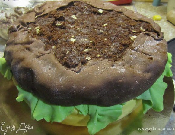 Аккуратно выложить корж с "картошкой"