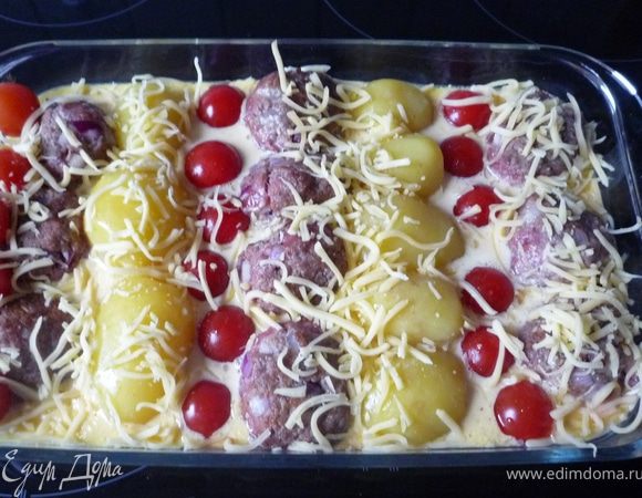 Фольгу убрать, посыпать сыром Гауда и запечь еще 10 минут. 