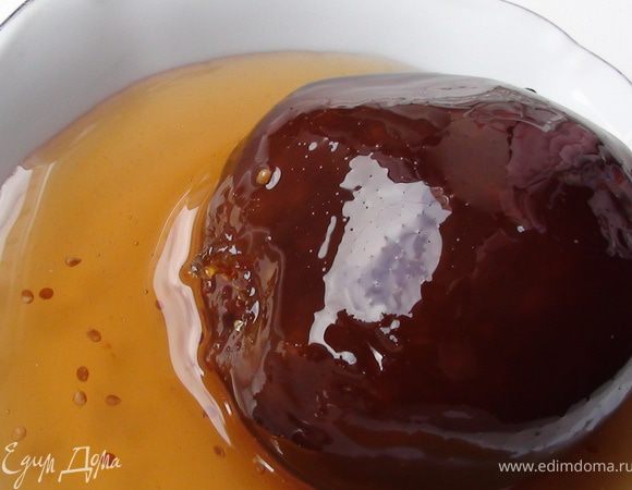 Доводите до кипения и остужайте 4–5 раз, в последний раз прокипятите 10–15 минут. Варенье готово. Приятного аппетита!