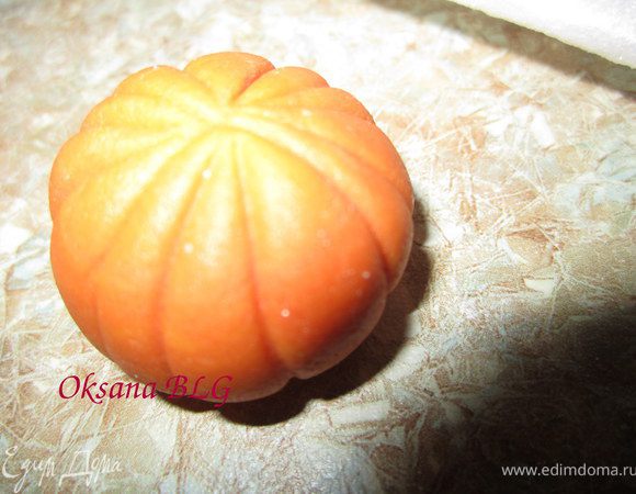 пока тыковки похожи на мандаринки))))