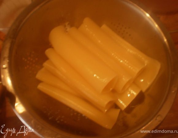 Откинуть на друшлаг.