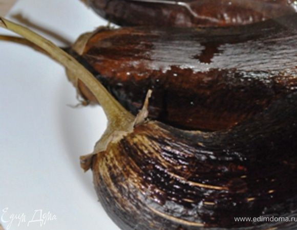 Баклажаны запечь под грилем в течение 20-ти минут.