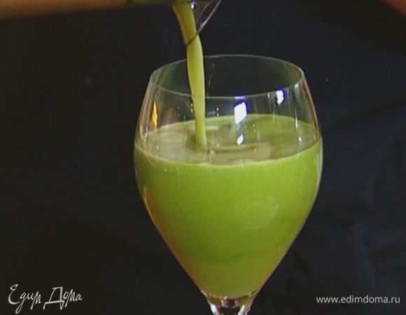 Пропустить все ингредиенты через соковыжималку.