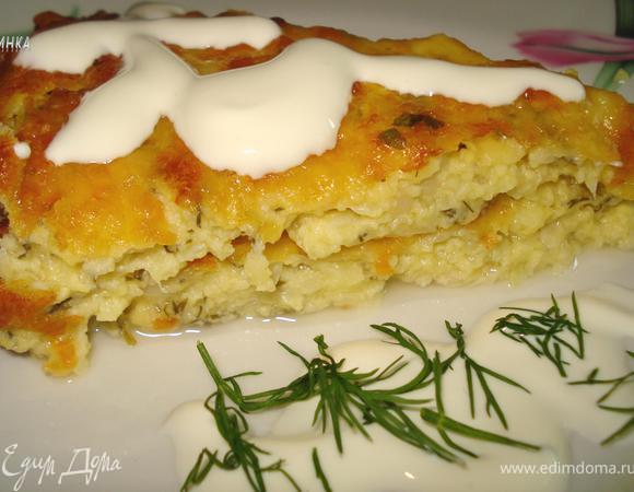 Подаем суфле еще горячим со сметаной. Приятного аппетита!