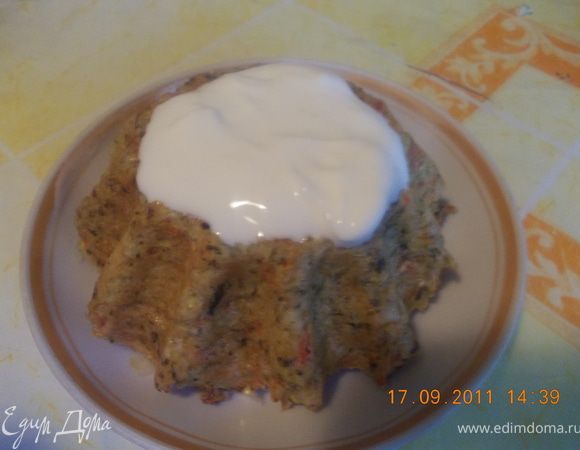 моим детям очень понравилось со сметаной, в качестве соуса