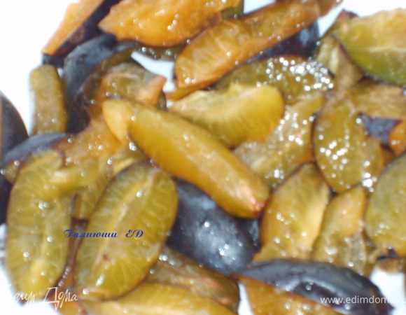 сливы порезать дольками