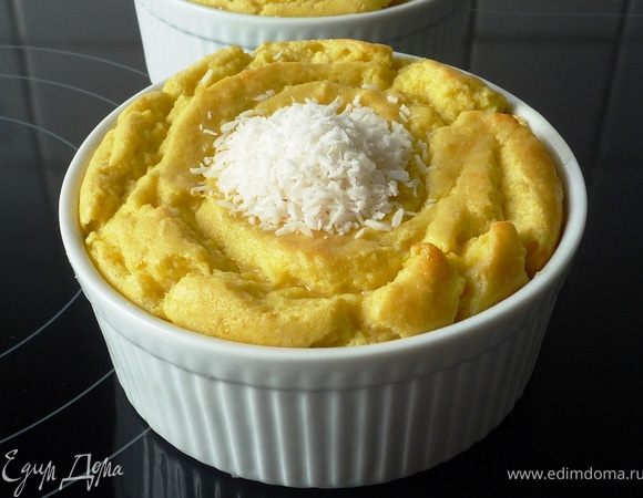 При подаче посыпать кокосовой стружкой. Приятного аппетита!