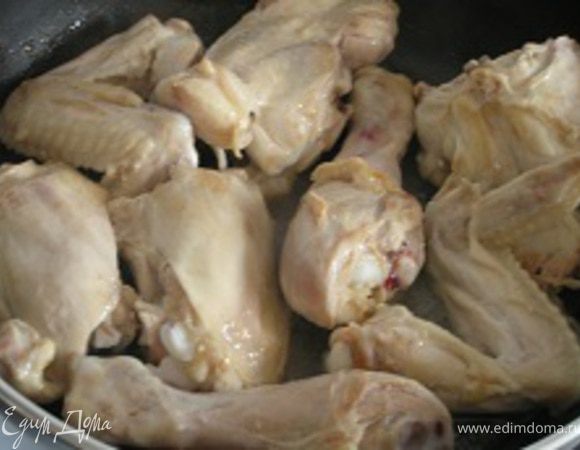 обжарить на растительном масле с двух сторон до румяного цвета.