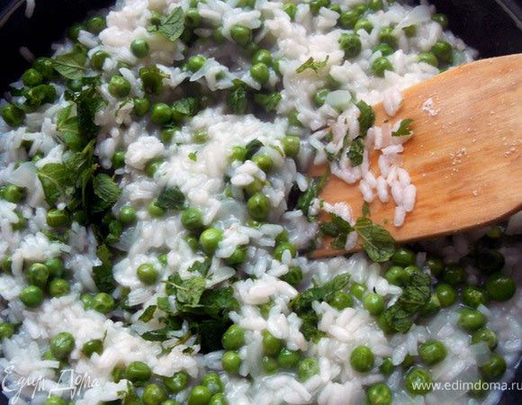 ...и измельченную мяту.И еще немного бульона:)