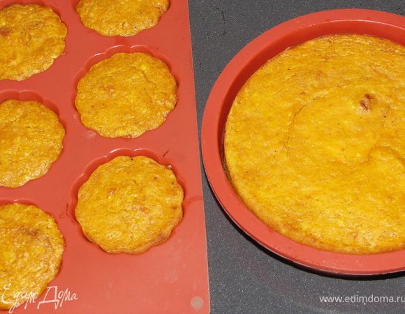 Готовую(-вые)запеканку(-и) слегка остудить.