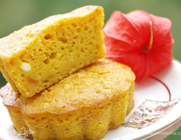 Можно кушать со сметаной,с молоком,с чаем..как душе угодно:))Чудесный завтрак или полдник:)Приятного аппетита!