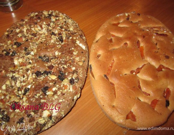 Получаются вот такие два бисквита..