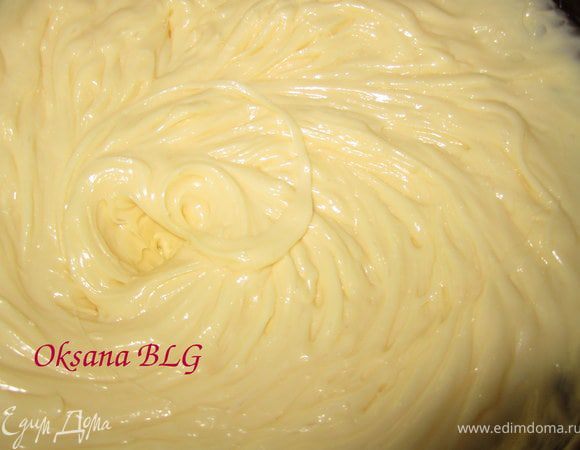 Приготовить масляный крем. 