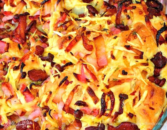 Духовку разогреть до 190гр.Отправить фокаччу в духовку запекаться на 20-25минут.