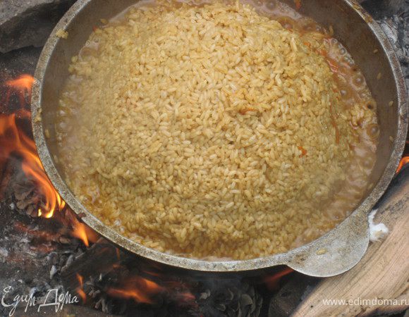 Воды должно остаться совсем чуть чуть.