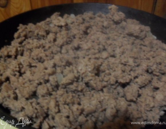 Фарш обжарить до полуготовности.