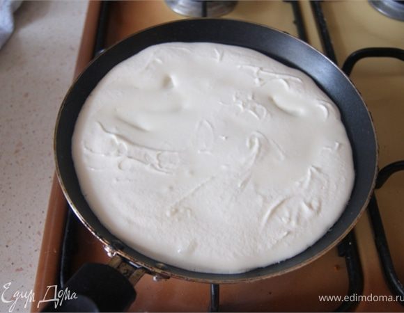 Подходим, перемешиваем и на сковородочку.