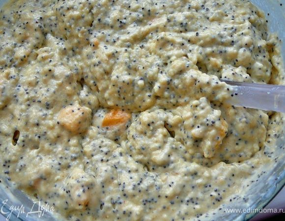 Мой совет:Не добавляйте сразу весь сок и кефир,возьмите для начала 75мл.сока и 130мл.кефира,а затем уже смотрите по тесту,густое добавляйте не большими порциями кефир и сок,перемешивайте и так до тех пор пока консистенция не станет нужной нам густоты).