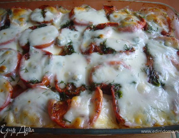 Отправляем в духовку на 20 мин при 180 гр. до расплавления моцареллы и золотистого оттенка.