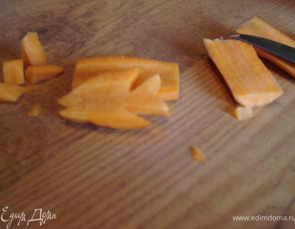 Теперь формируем "тельце", плавники и хвост.