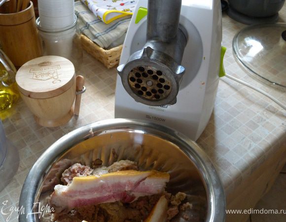 3. Добавить (перекрутить) почеревку и лук