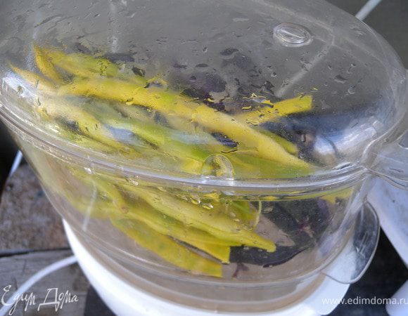 9. Отправить фасоль в пароварку. 