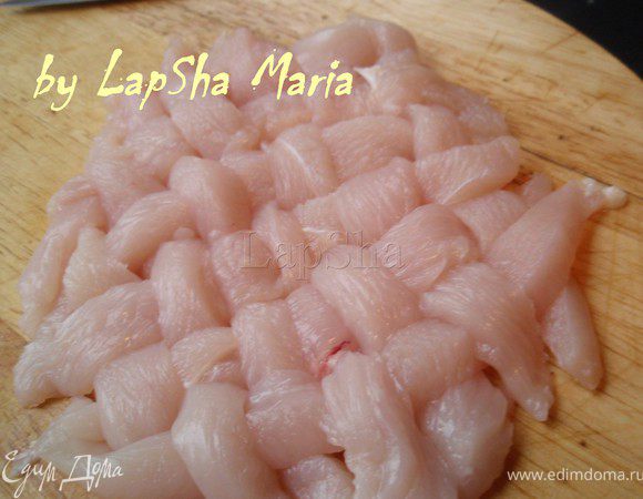 Сплести их крест на крест, как на фото. Посолить.