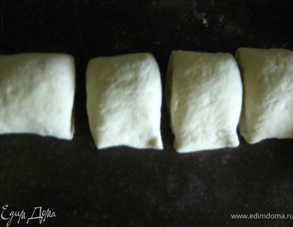Разрезать на кусочки толщиной 3-4см