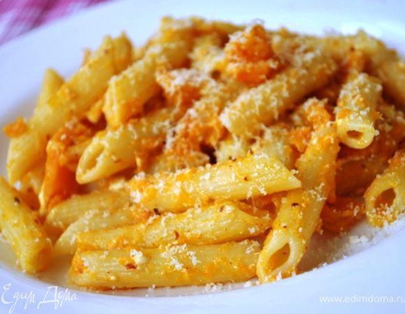 Подавать, посыпав тертым пармезаном.
Смачного!