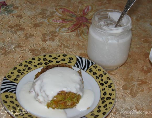 Подавать со сметаной или йогуртом. Приятного всем аппетита!)))