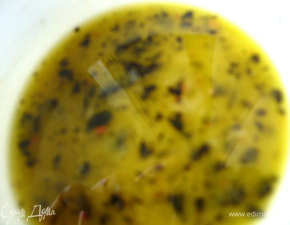 Делаем соус: смешать все ингредиенты.