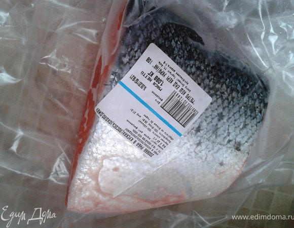 Если нет возможности настоящего гриля - можно и в Аэрогриле. Взять куском рыбу. Помыть. Приправить. 