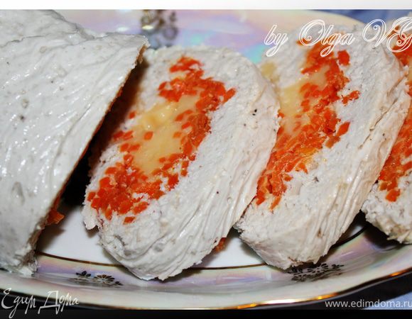 Резать рулет нужно только полностью остывшим. Приятного аппетита, дорогие мои***)