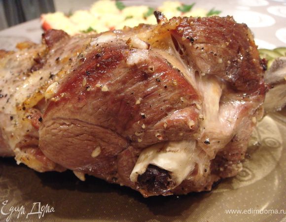 Через  1 час достала из духовки. Проверила готовность ножом.  Блюдо готово!