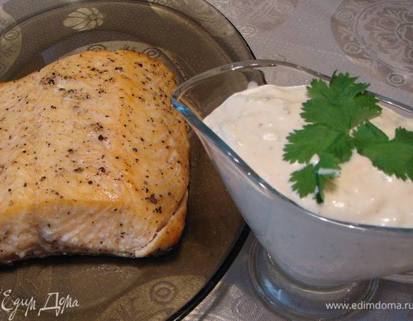 К рыбе я подаю соус, приготовленный по рецепту Valentina 78 http://www.edimdoma.ru/recipes/19041. Спасибо за соус, Валя, он отлично подходит к рыбке.