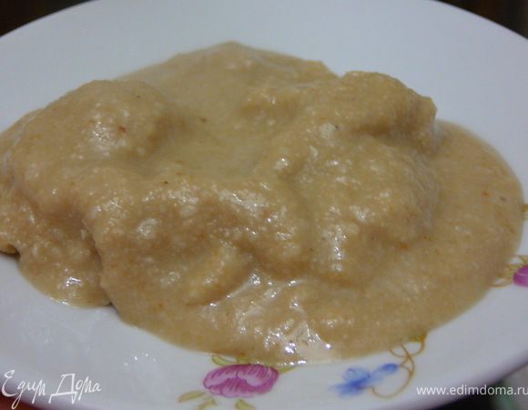 Добавить тахинную пасту(тахинную пасту можно заменить на орахисовое масло),я добавляла 2ст.ложки.Перемешать.