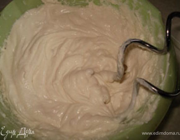 Взбить творог с 1 ст л сахара до нежного кремообразного состояния