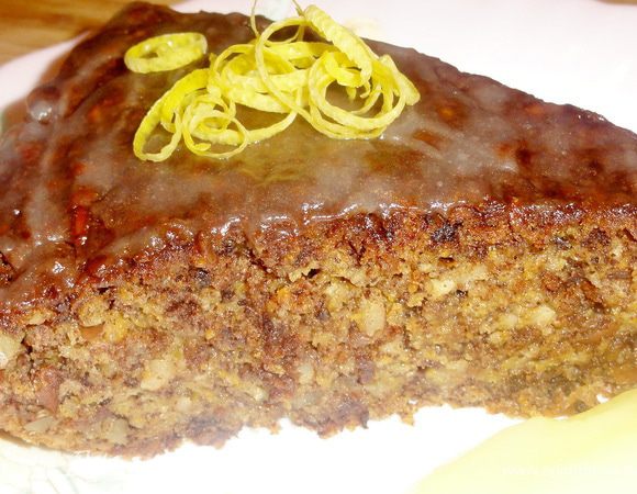 Оставшийся соус можно подать и к пирогу.
Побалуйте себя!

