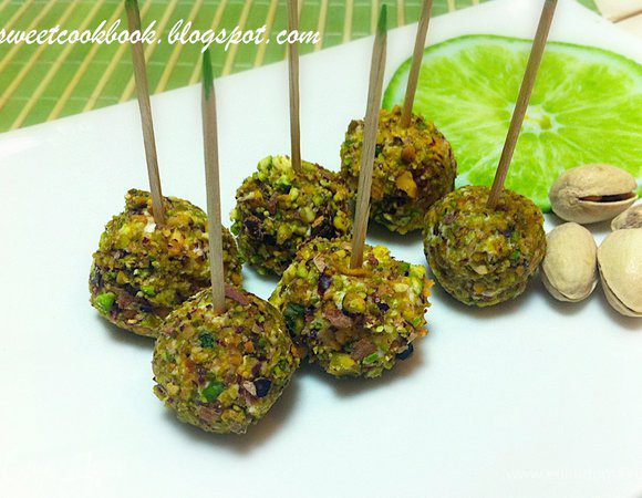 Наколоть на шпажки